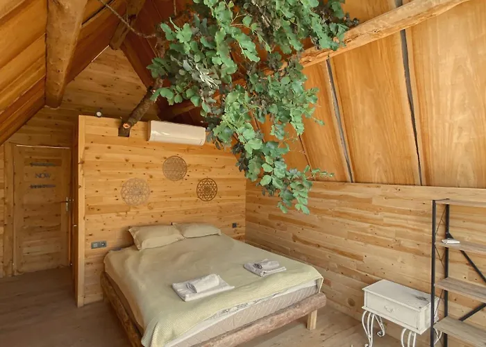 Deluxe Bungalow