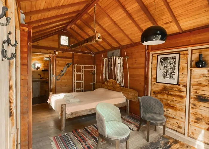 Deluxe Bungalow