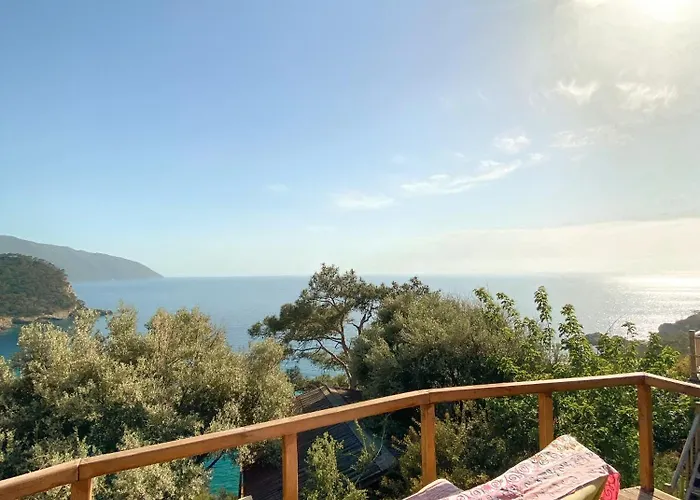 Deluxe Bungalow