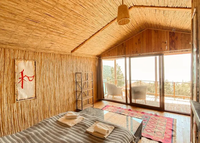 Deluxe Bungalow