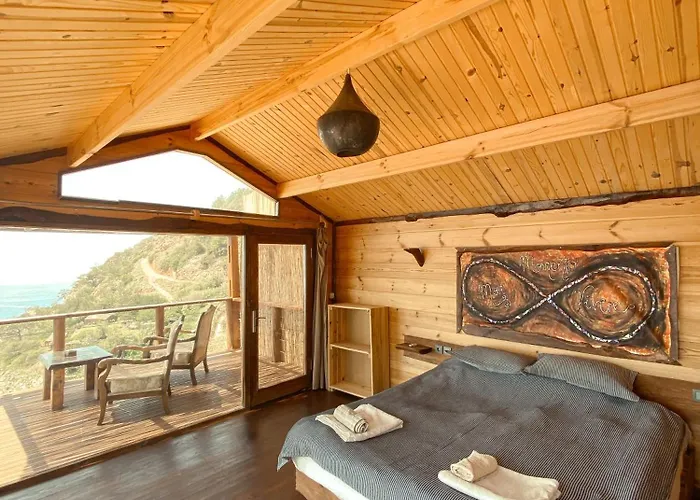 Deluxe Bungalow