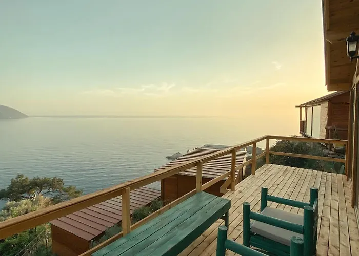 Deluxe Bungalow